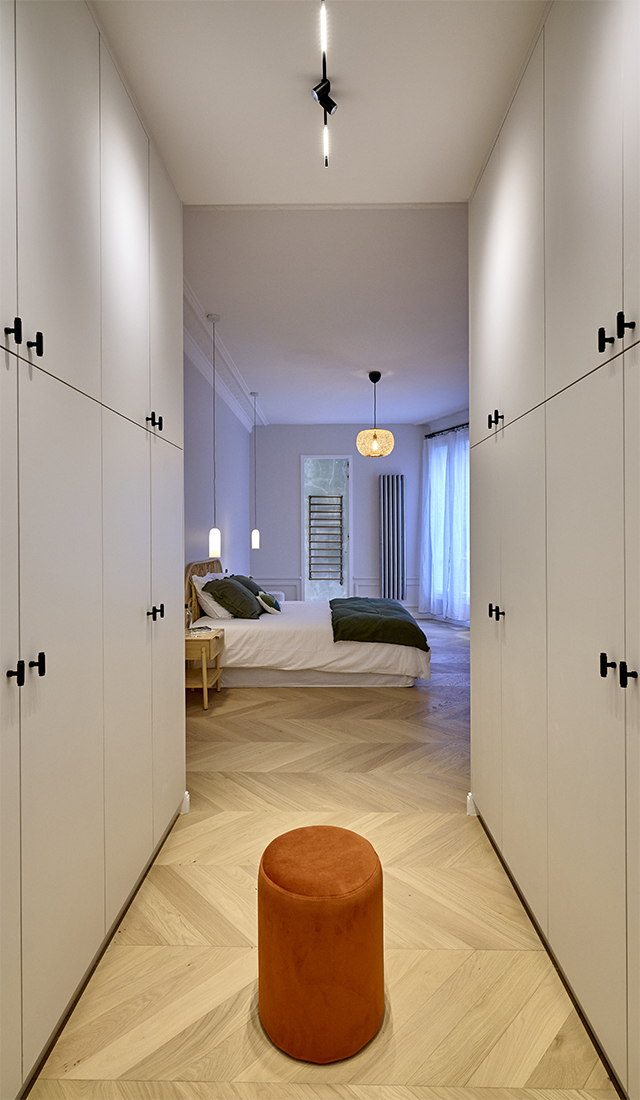 paris-7_bedroom_3